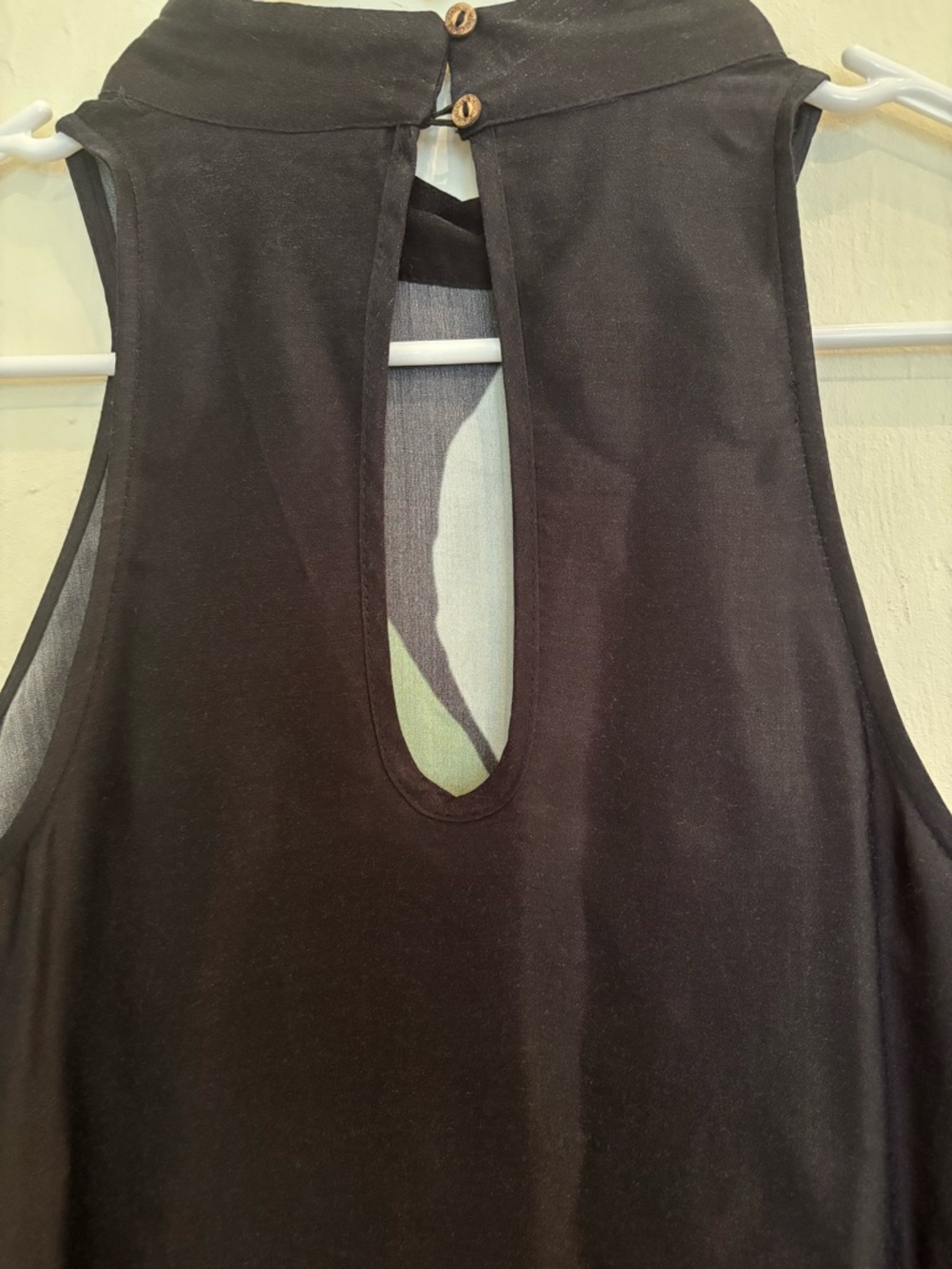 Farm Rio Halter Leaf Maxidress - Picture 12 of 15